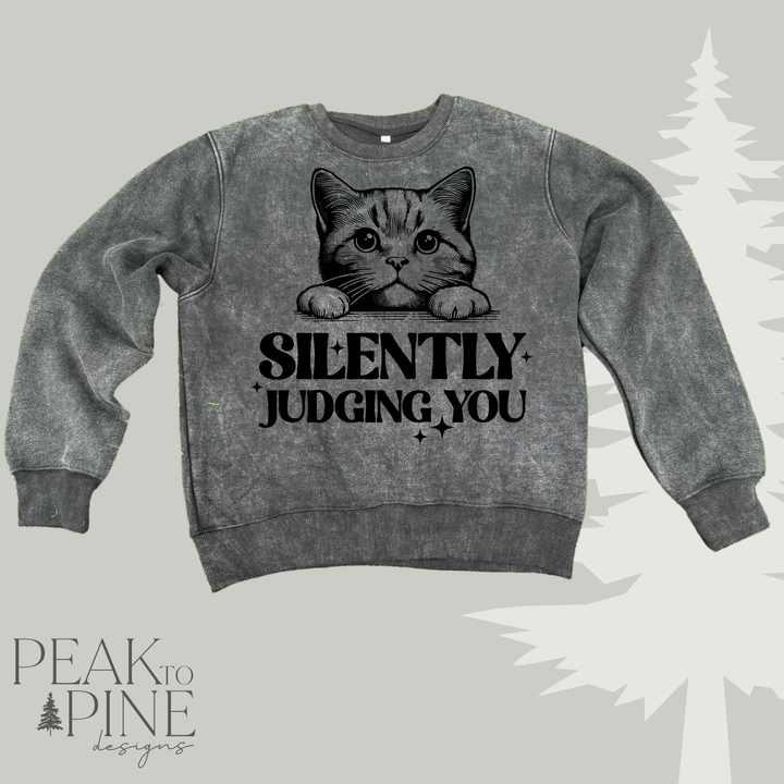 Silently Judging - Sweatshirt