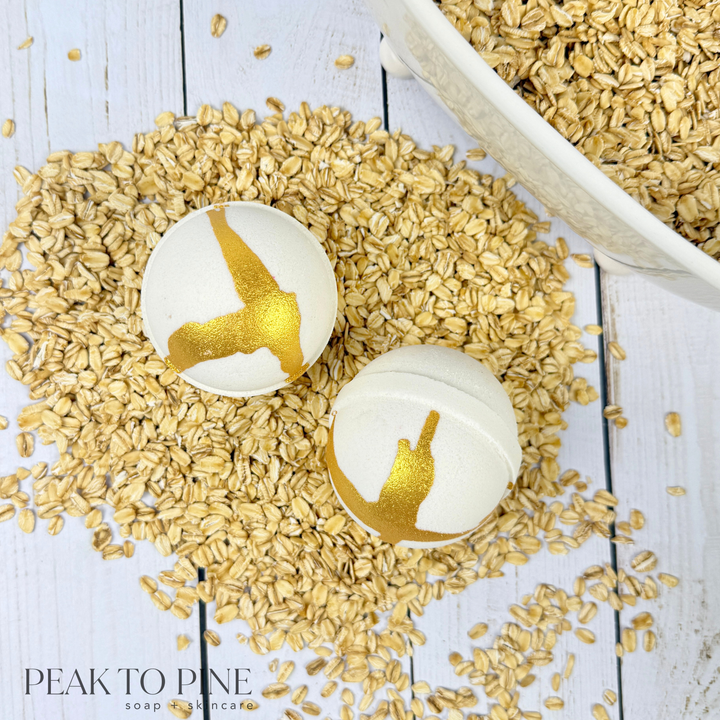 Honey Oatmeal - Bath Bomb